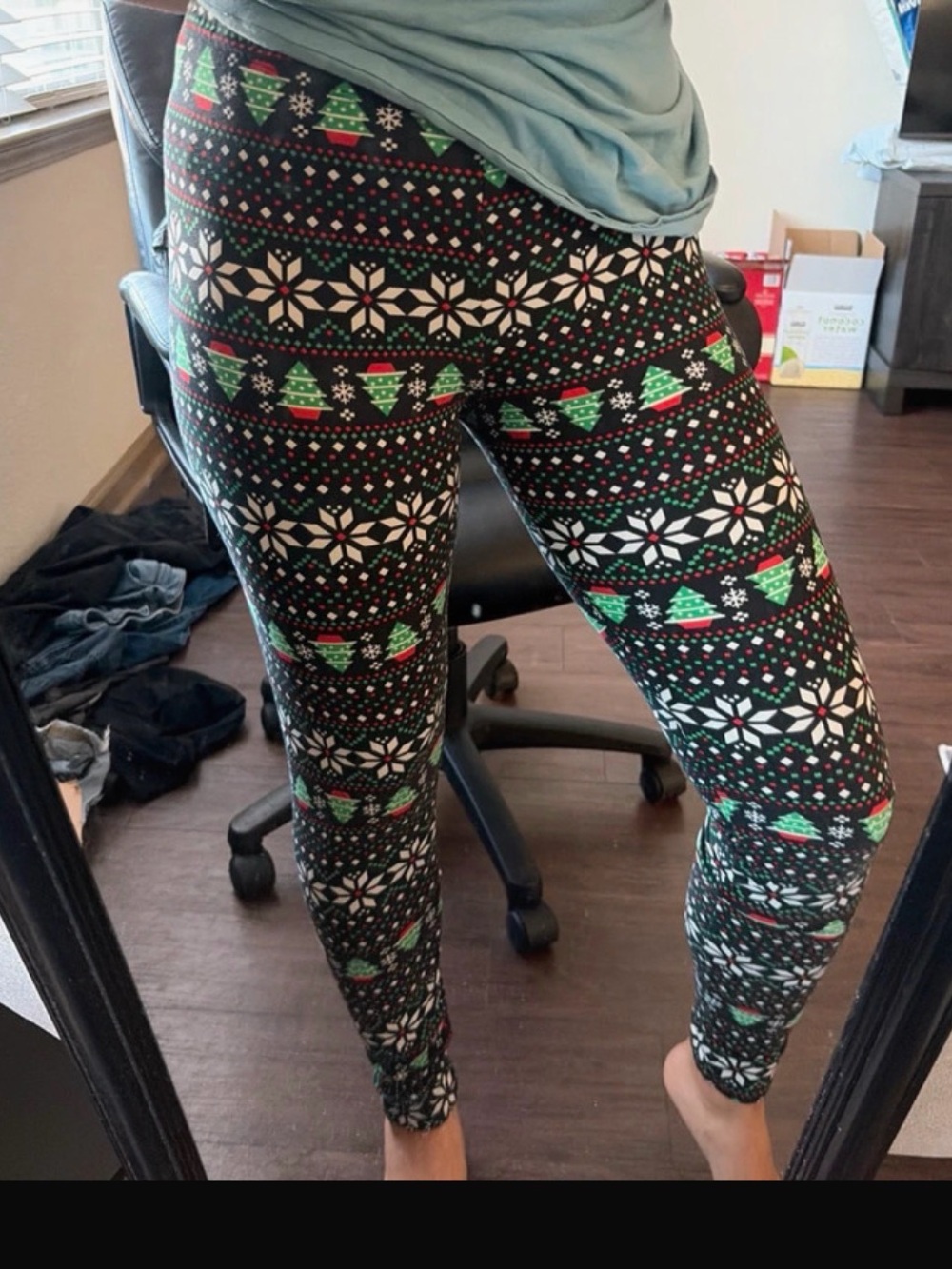 Black Festive Tree Print Women's Pajama Leggings